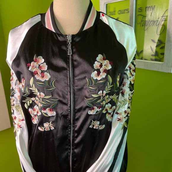Jackets & Blazers - Silk reversible woman’s embroidered bomber jacket